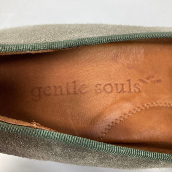 Gentle Souls Loafers Womens Sz 8 Gray Suede Leather Slip On Wedge - Picture 7 of 9